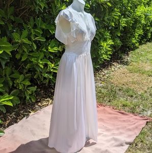 NWOT Olga Bridal White Lace Nightgown